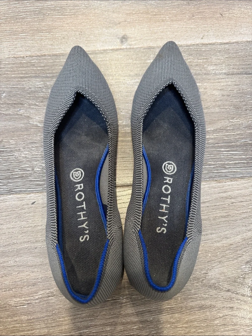 Rothy's Pointed Toe Knit Flats in Gray with Blue Trim